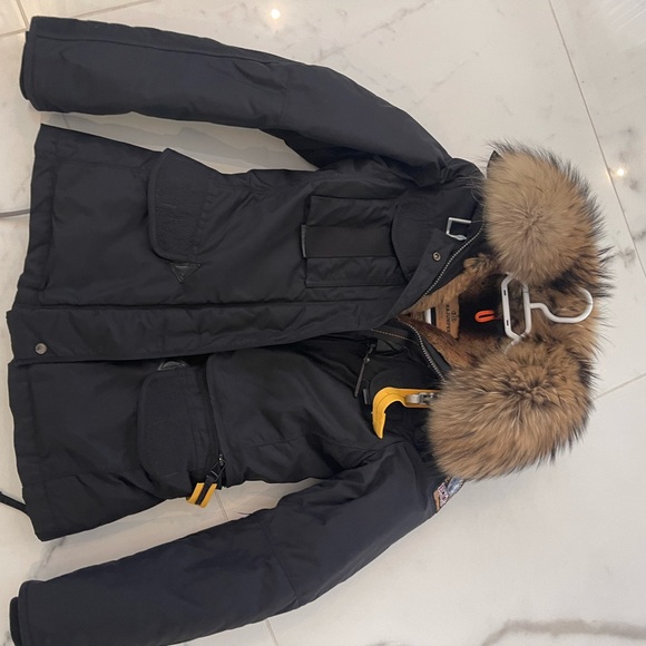 Parajumper Winter coat with fur - Picture 3 of 4